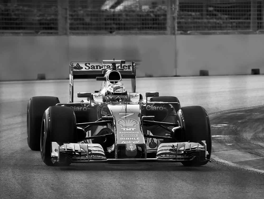 Racing car