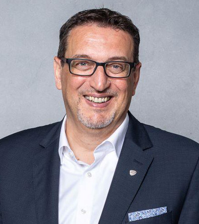 Manfred Hofer